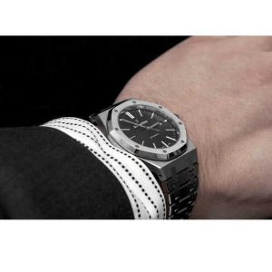 audemars-piguet-jumbo-dial-black-replica1-600x600