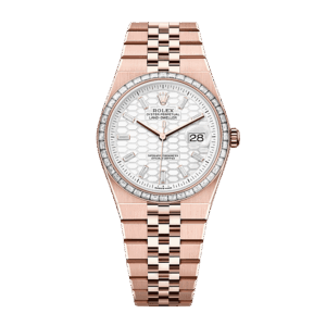 Land-Dweller 36 Everose gold and diamonds