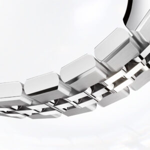 Integrated bracelet
